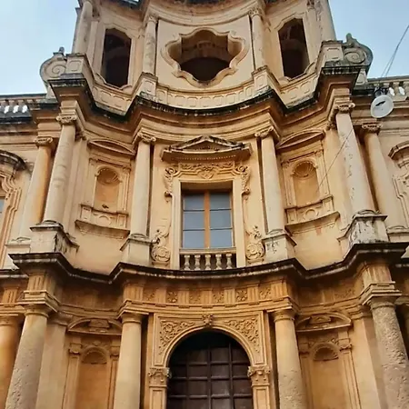 La Corte Di 3*